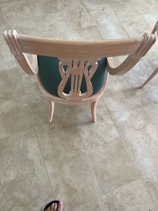 Conjunto de 8 Cadeiras Sala de Jantar + Movel Aparador + Movel Vitrine