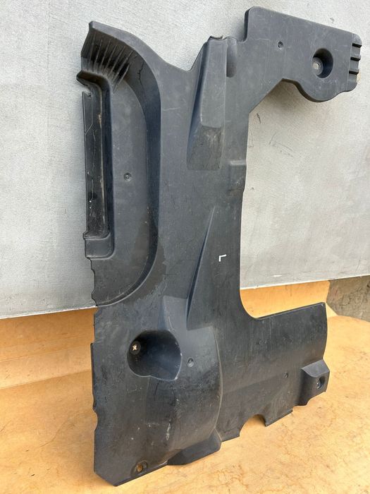 Oslona dolna płyta podwozia lewy tył Citroen DS5  96769.97480