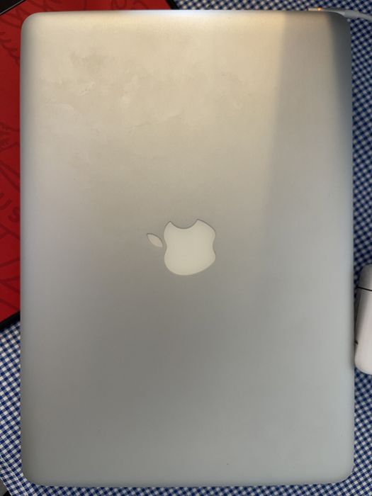 Macbook pro 13”