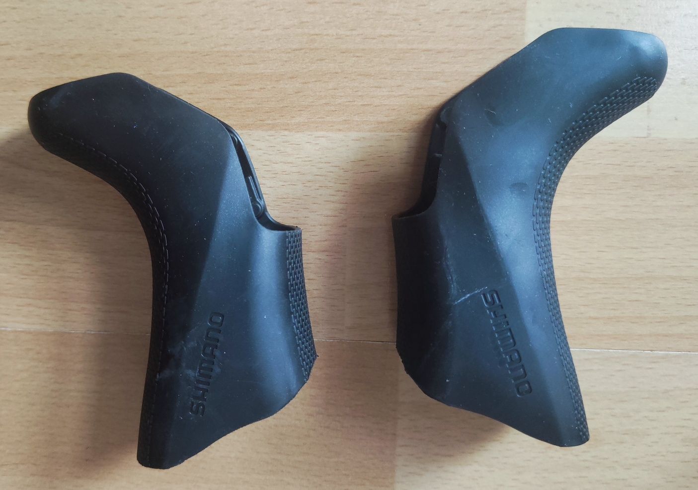 Osłony gumowe klamkomanetek Shimano Ultegra ST-R785
