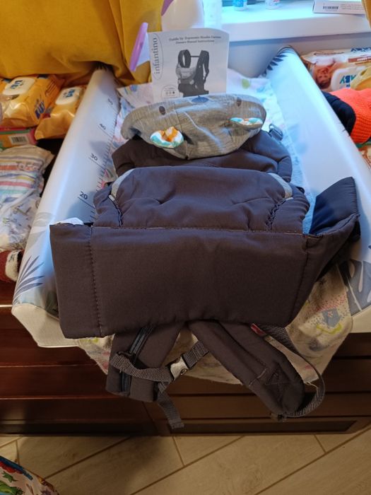 Продам два классных слинга 0+