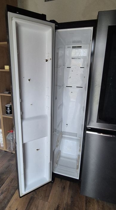 Холодильник LG на запчастини з баром