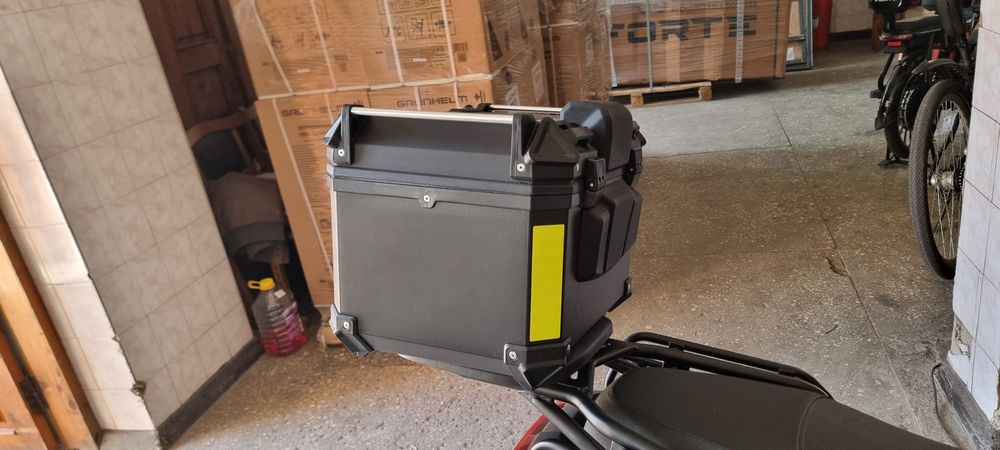 Продам кофр новый