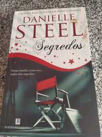 Livro de Danielle Steel Segredos
