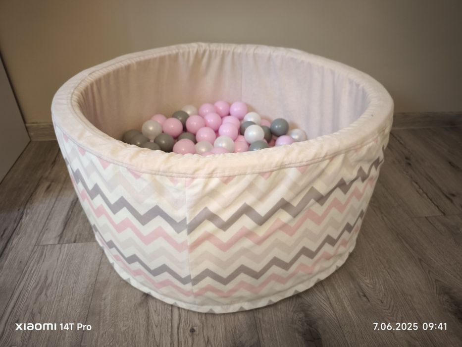 Basen z kulkami 90 x 40 wysyłka olx !