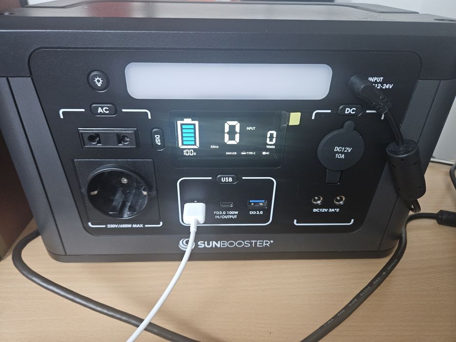 SUNBOOSTER Powerstation 600 — портативна електростанція