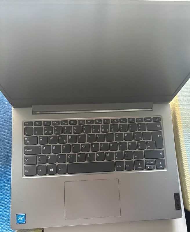Portátil Lenovo IdeaPad 1