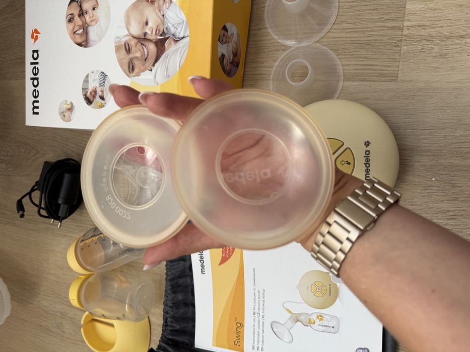 Sprzedam laktator medela swing + dużo akcesoriów