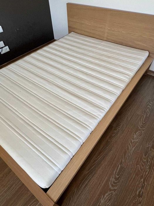 Cama Casal IKEA 140 x 200cm + Estrado + Colchão