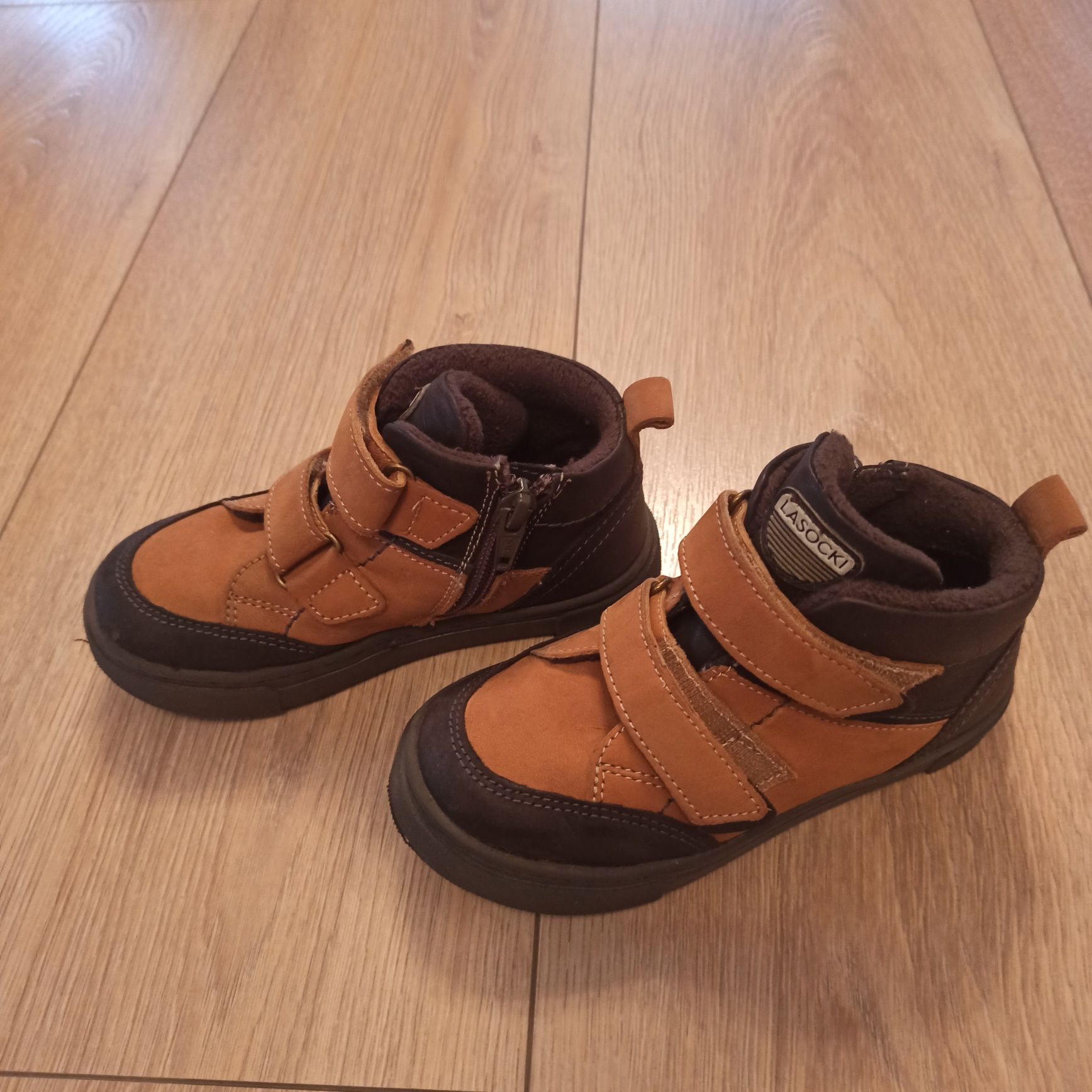 Buty zimowe r. 27