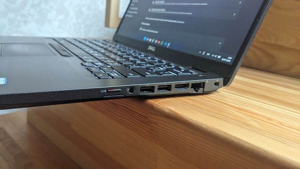 Ноутбук dell latitude 5400