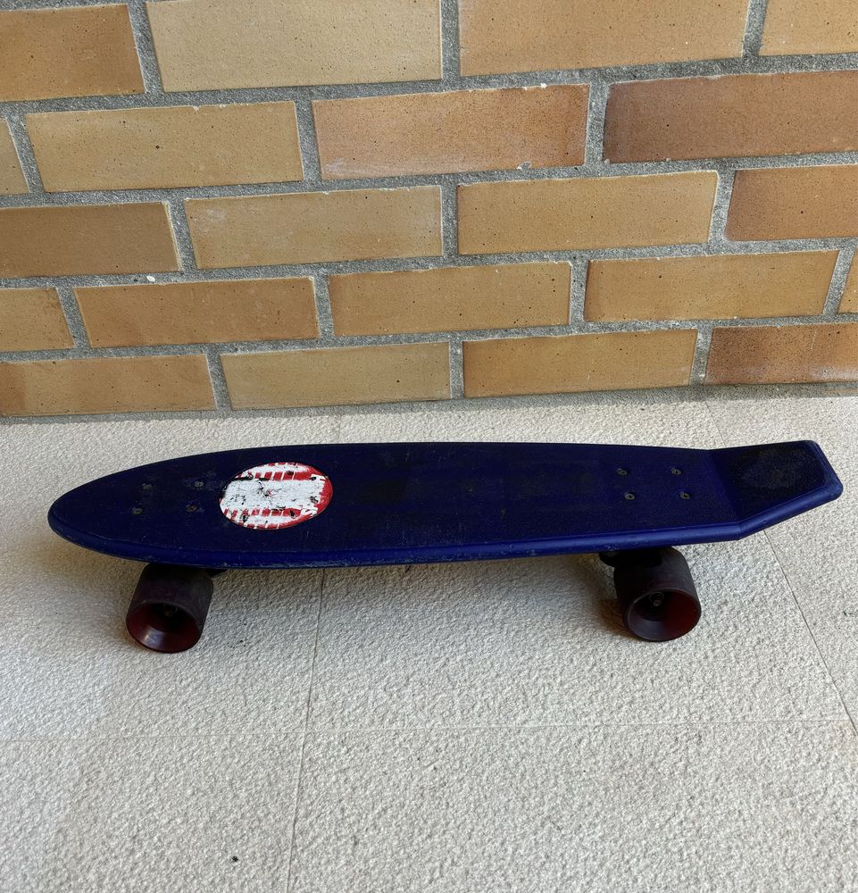 Skate azul para criança ou jovem