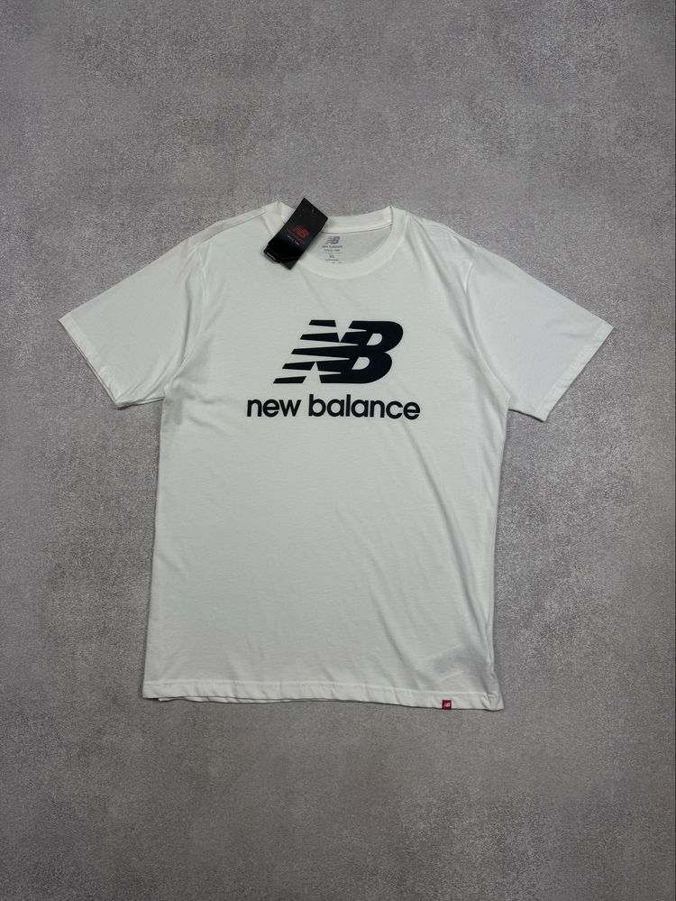 Новвя футболка New Balance Big Logo