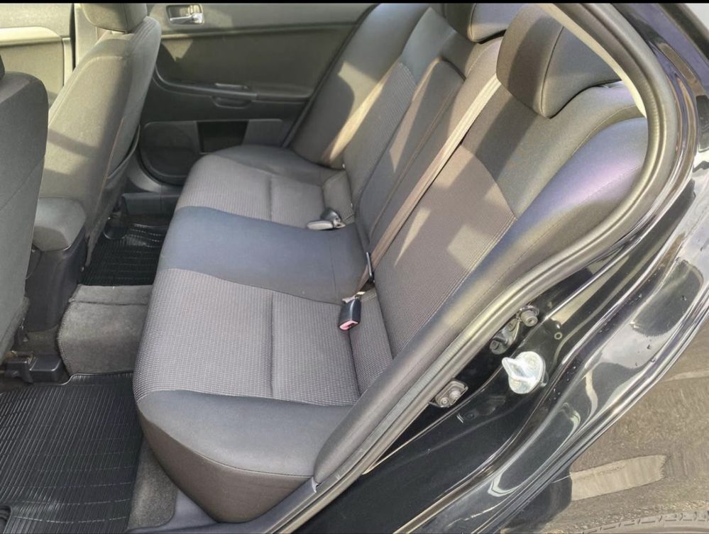 Mitsubishi lancer 1.5 invite *PRECO FIXO*