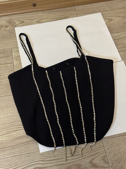 Топ зі стразами