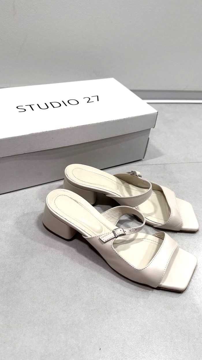 Мюлі біло-молочного кольору, шкіряні, 40-41 Studio 27, босоножки