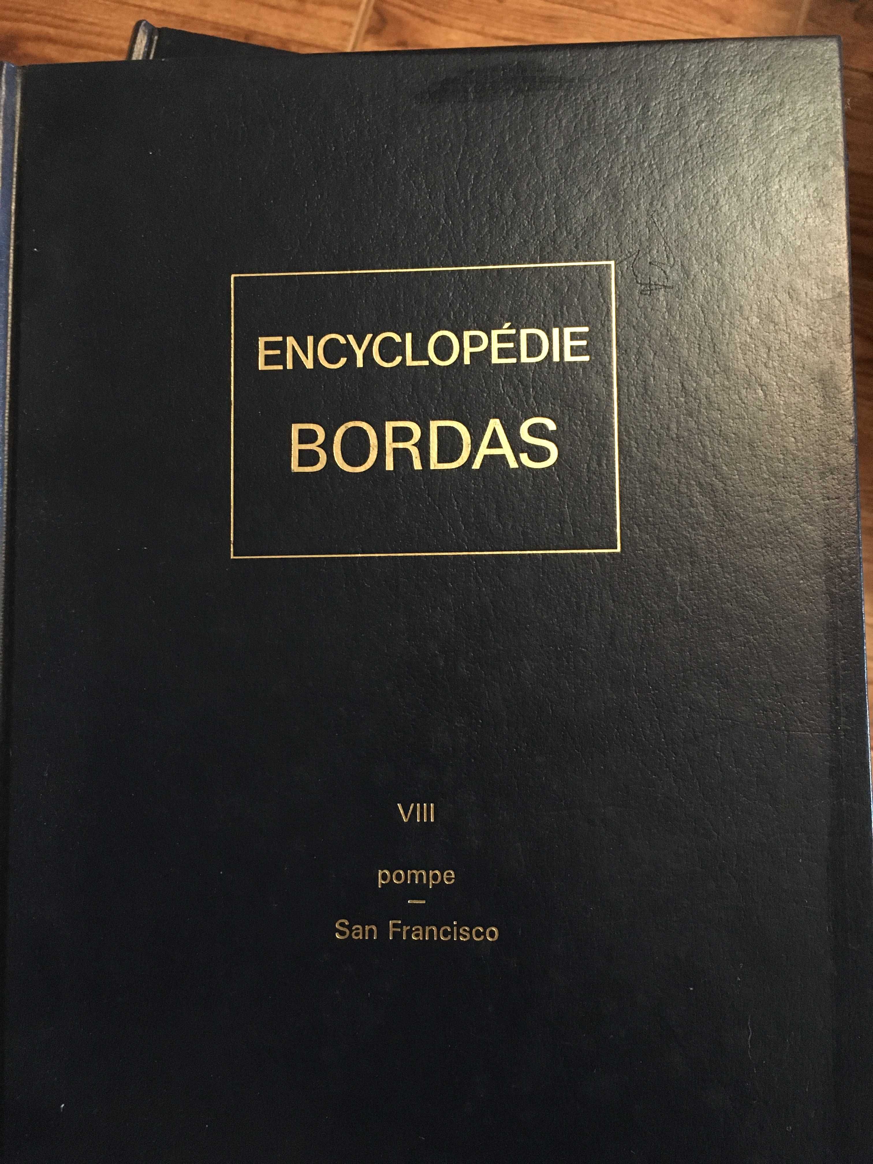 Vende-se 12 livros de enciclopédia em Francês