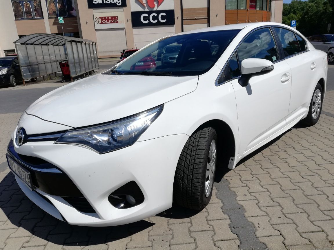 Toyota Avensis 2016. Możliwa ZAMIANA.