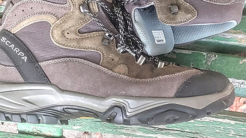 Трекинговые ботинки Scarpa подошва Vibram. внутри на. Gore Tex