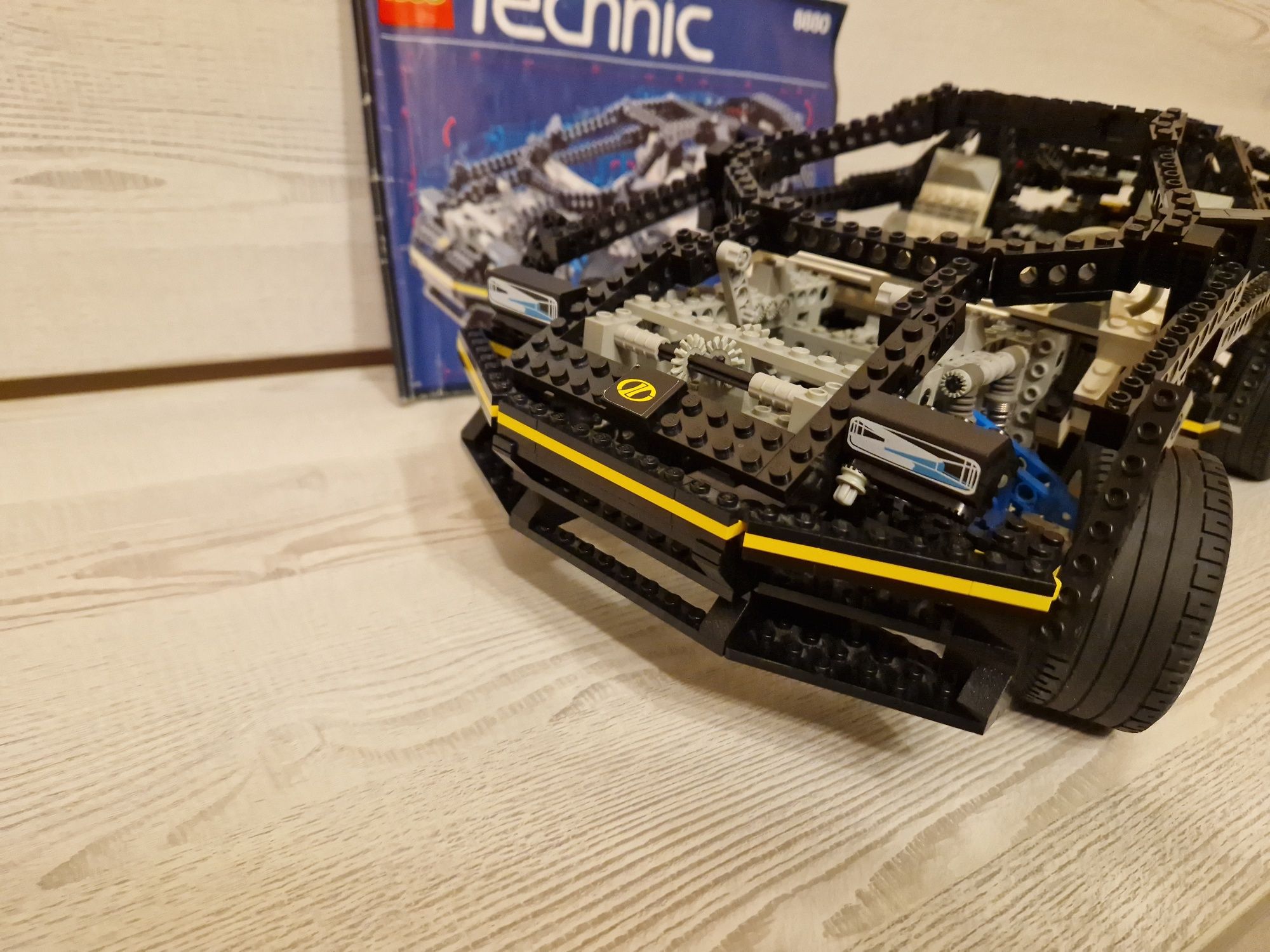 Lego 8880 technic.