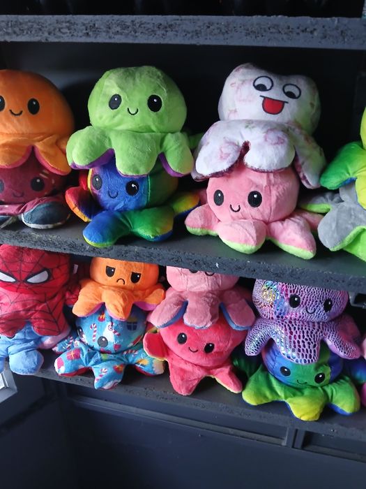 Продам восьминіжки перевертайки.