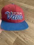 Czapka z daszkiem Vans bordowa
