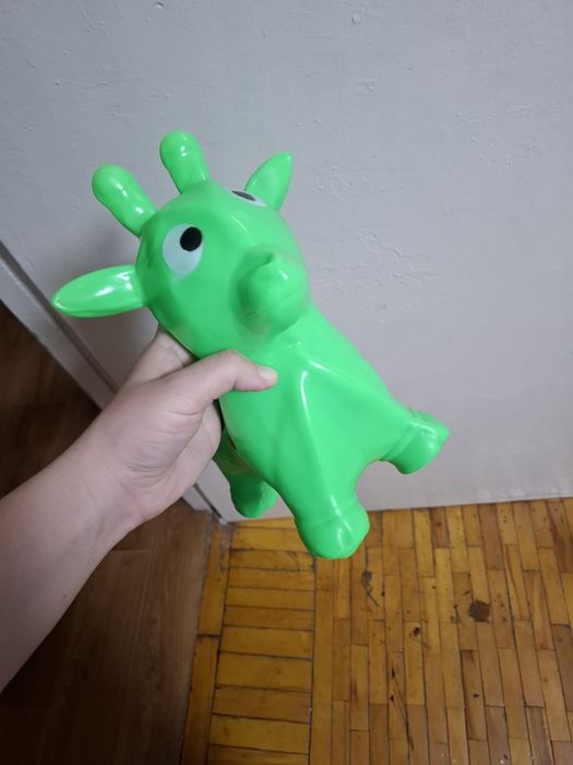 Віддам дитячу іграшку