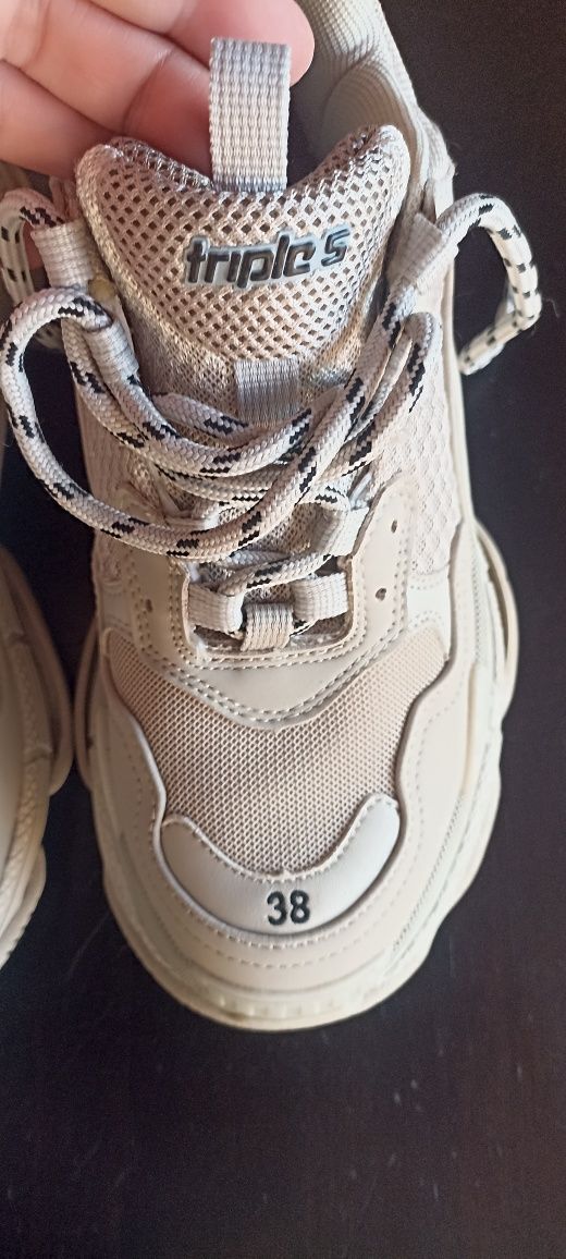 Sapatilhas Balenciaga Triple S