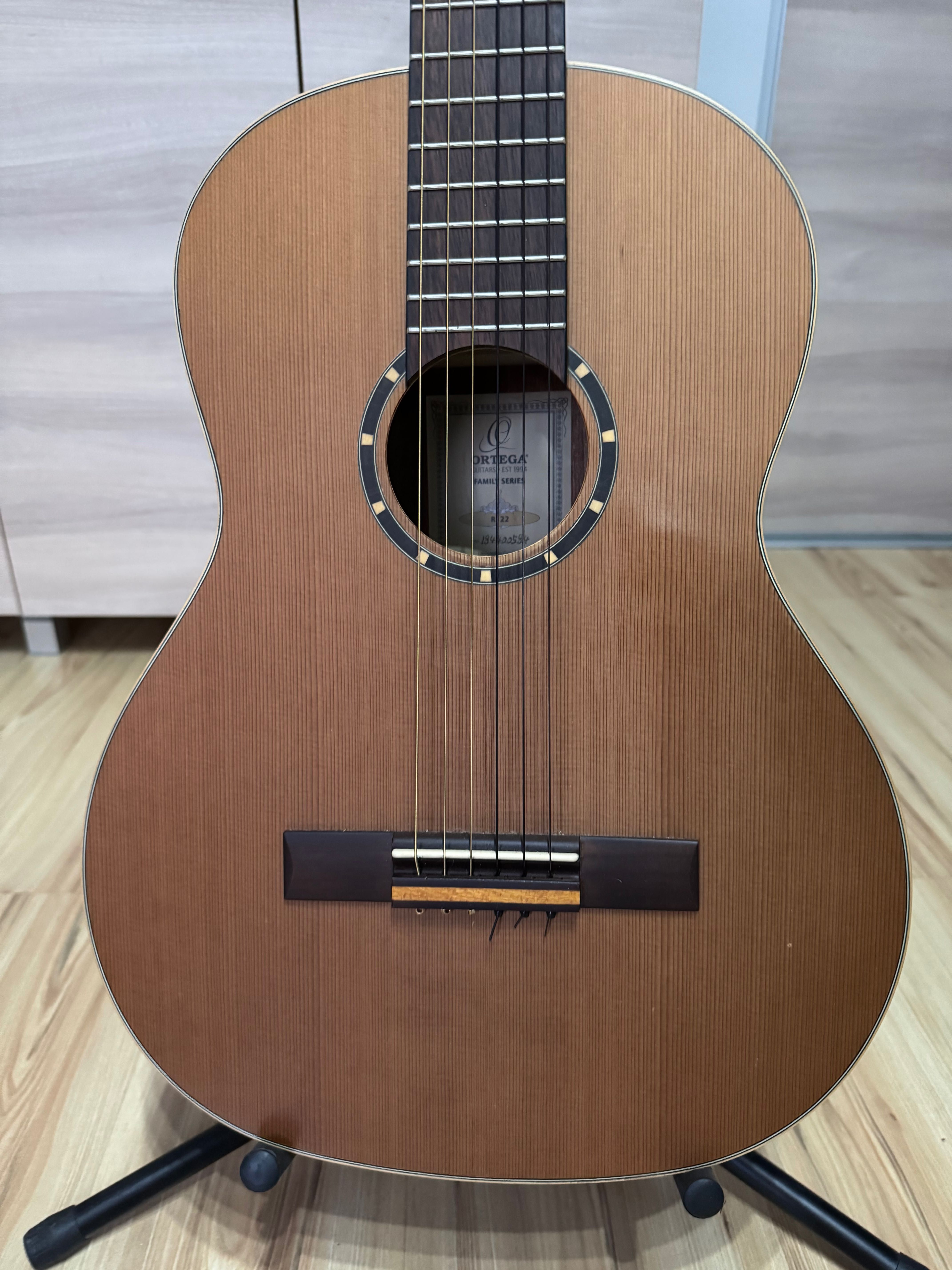 GITARA KLASYCZNA “Ortega” family series R122