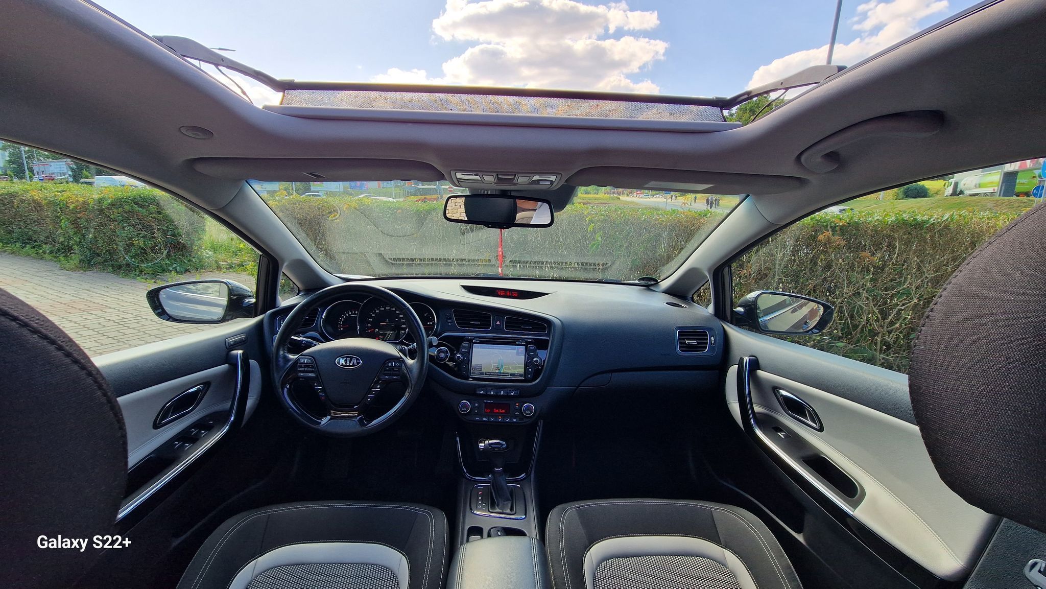 Kia Ceed Wzorowy !!! AUTOMAT-Navi-Panorama - Kamera - Top !!!