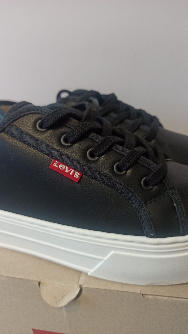 Trampki na platformie Levi's Tijuana 39 czarne sneakersy buty platform