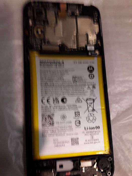 смартфон Моторола Е 13 ХТ2345-3 на з/ч чи обмін на Самсунг