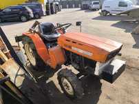 Kubota  B1600 повний привід з навісним