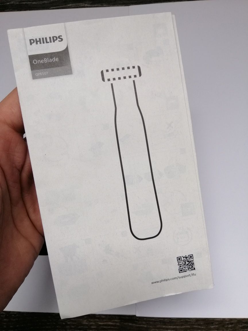 Електростанок Philips OneBlade Pro 360 QP6507, тример philips