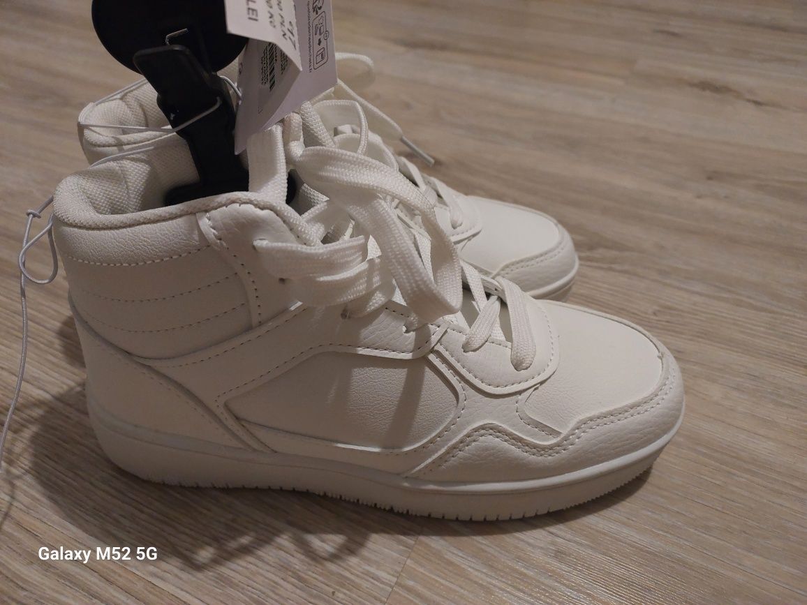 Primark buty chłopięce r. 35