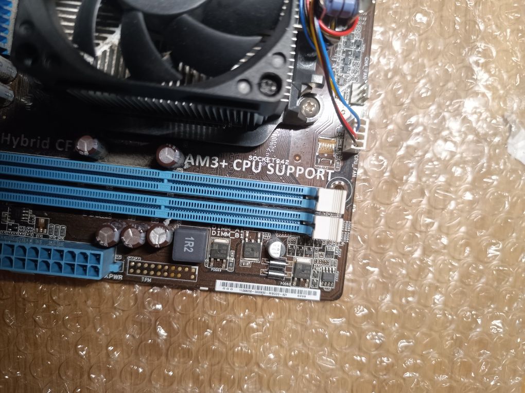 Комплект am3 am3+ Athlon II X2 260 ASUS M5A78L-M LE  боксовый кулер
