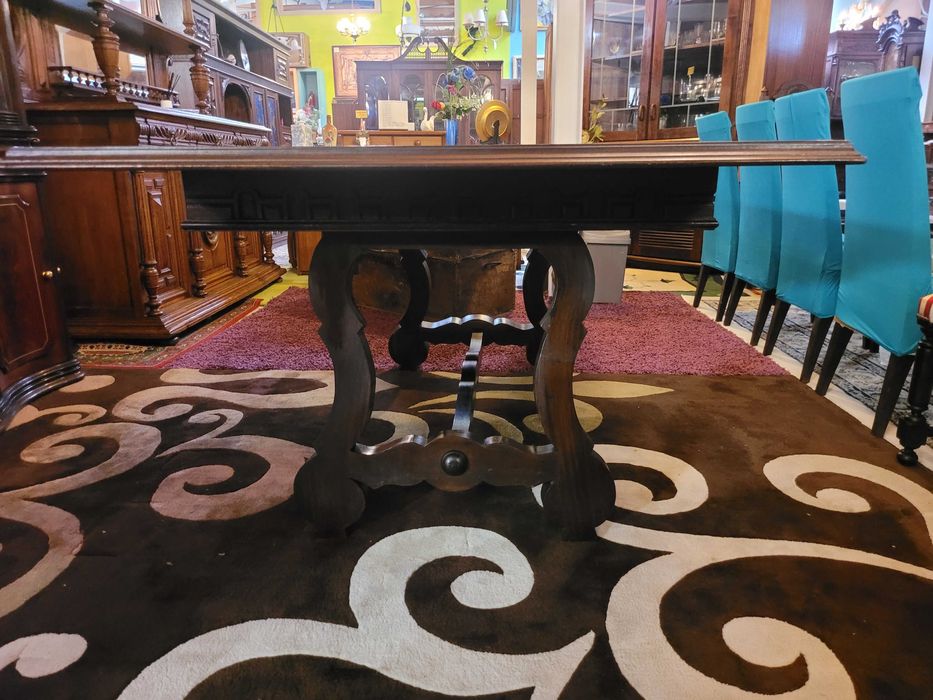 Mesa de sala em madeira - Extensível - muito bom estado geral