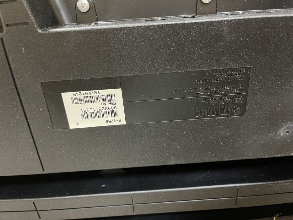 Фортепіано YAMAHA P-125B компактне цифрове піано