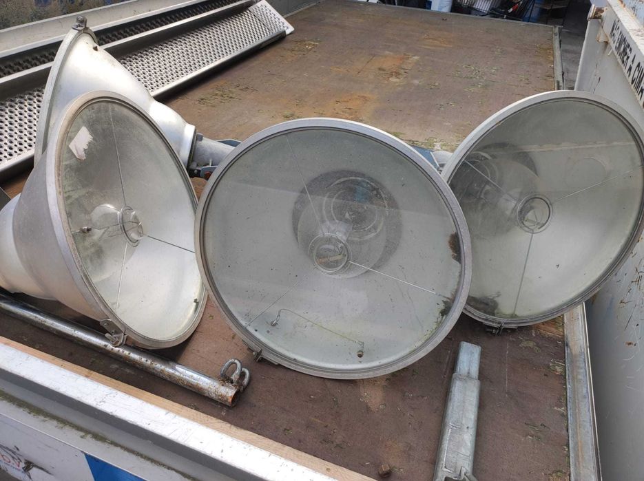 Armaduras industriais vintage antigas