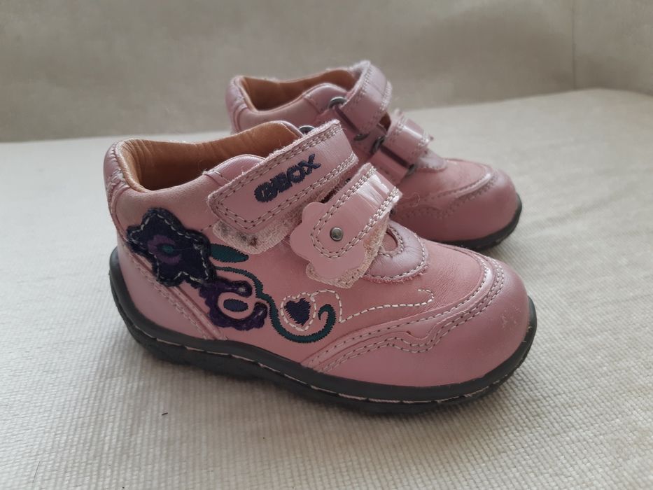 Buty różowe skórzane Geox roz. 20