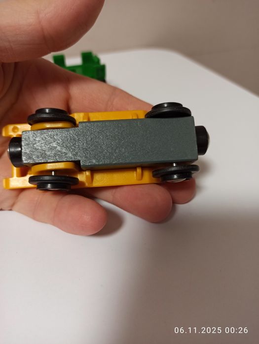 Вагончики вагони  brio до дерев'яної залізниці