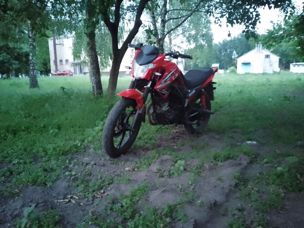 продам мотоцикл спарк 200