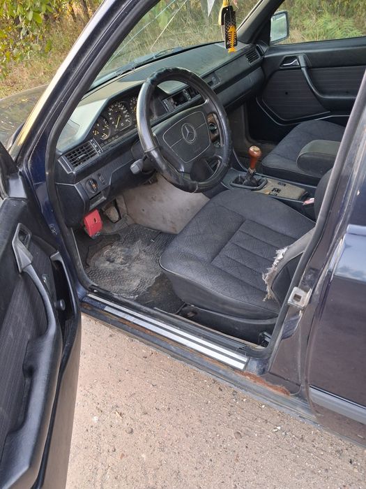 W124 на ходу 2.5 дизель