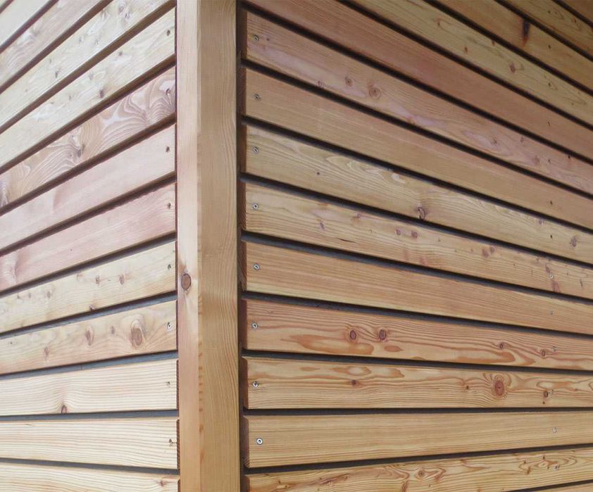 Elewacja Rombo, Elewacja Rombo s piórem