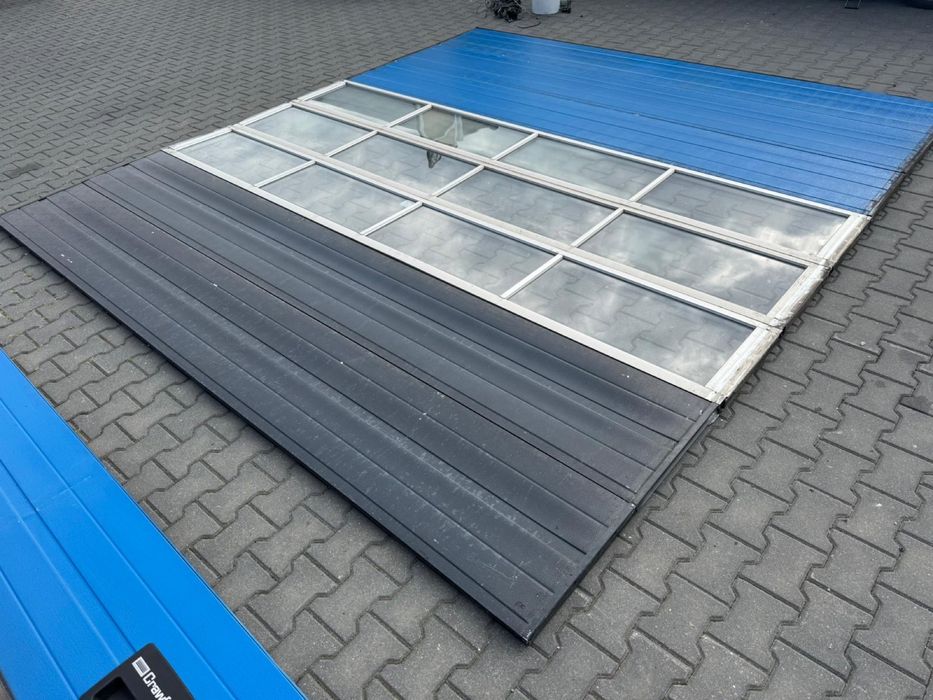 Brama 3.65x4.00 segmentowa panelowa przemyslowa