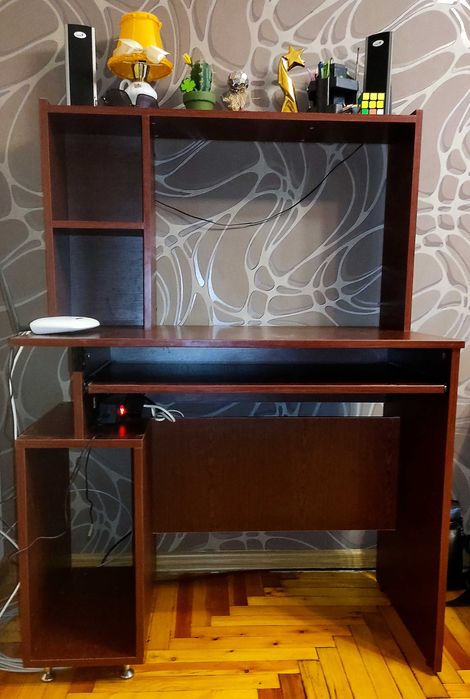 Стіл комп’ютерний (стол компьютерний).