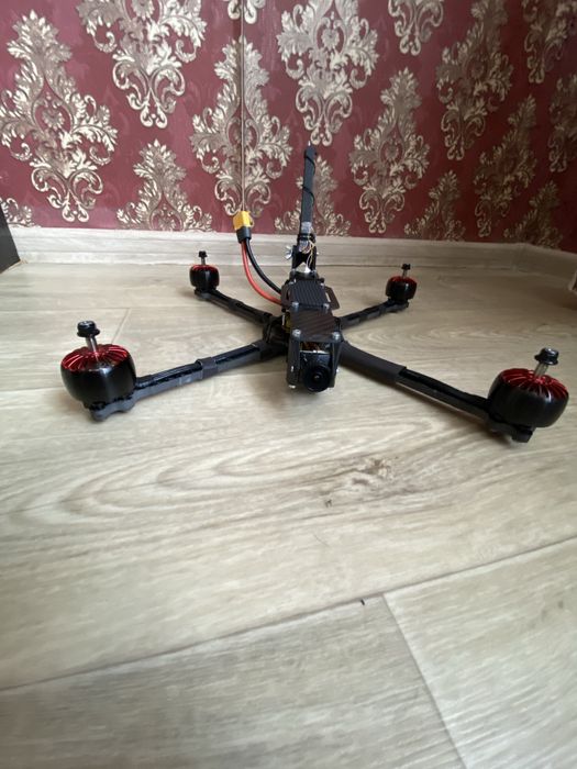 Fpv дрон 8-ка 2.4 ггц, 5.8ггц
