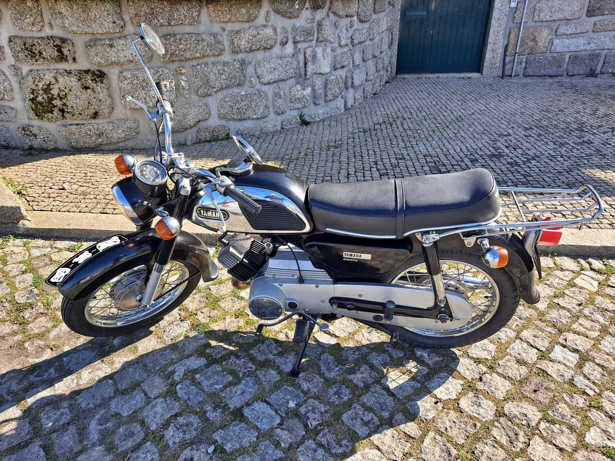 Moto 125cc clássica - 1971 - Yamaha A7