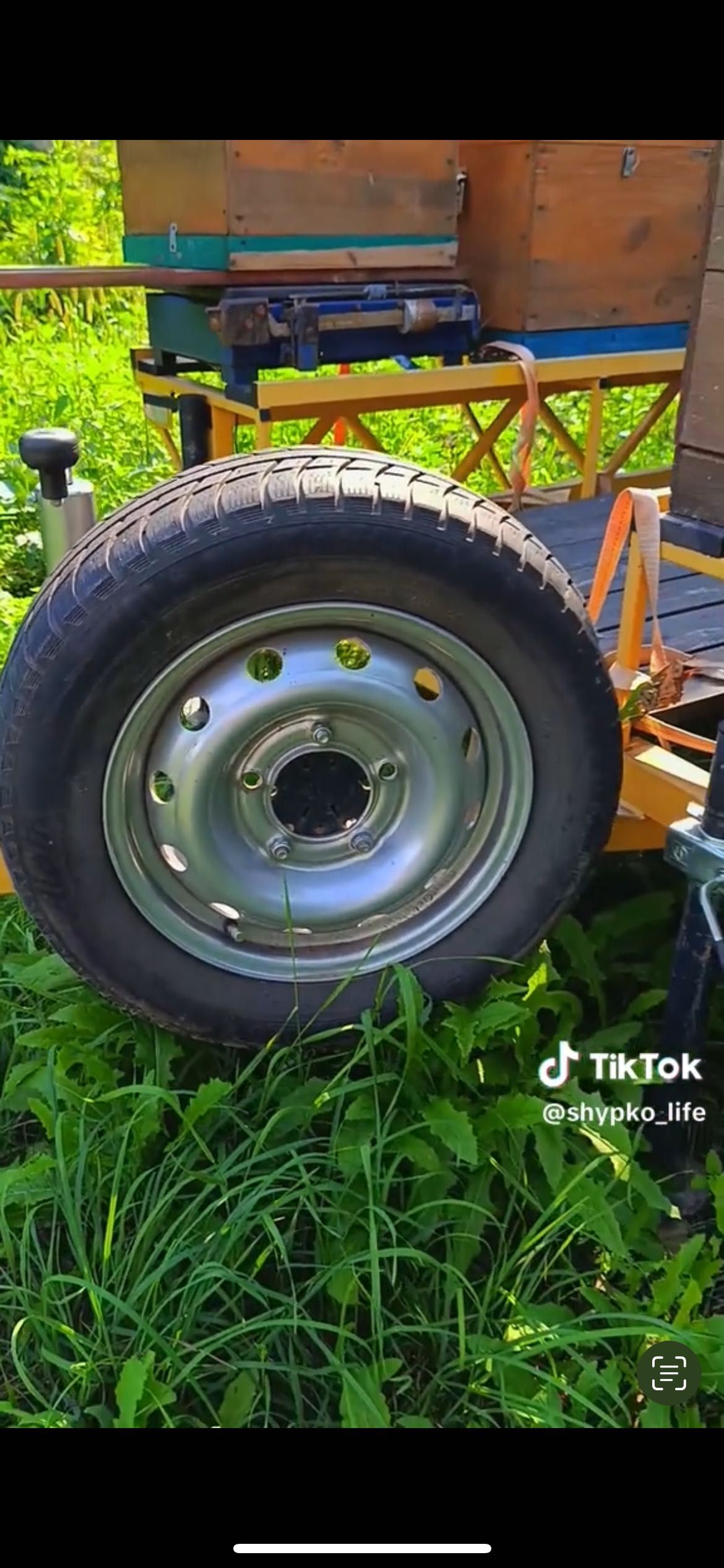 Продам Пасіку з платформою Бджоловіз