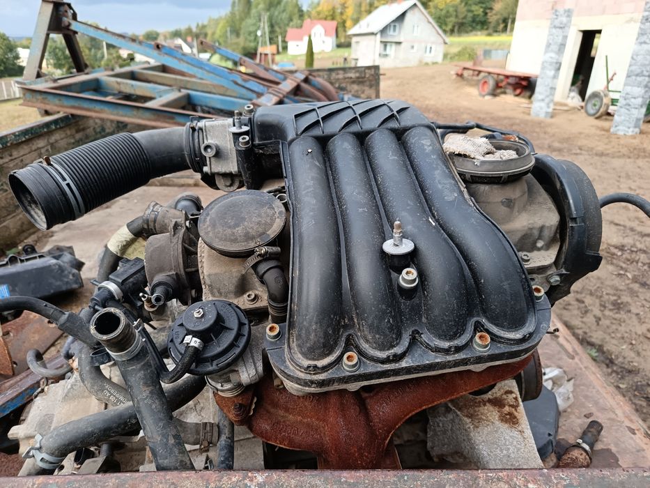 Sprzedam silnik Audi Volkswagen Polo cady bus 1.9tdi skrzynia biegów